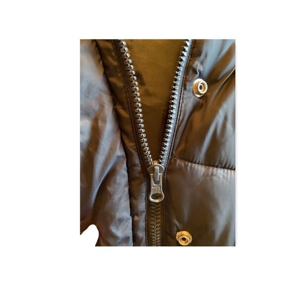 EUC GAP hooded winter jacket in black - Picture 4 of 15